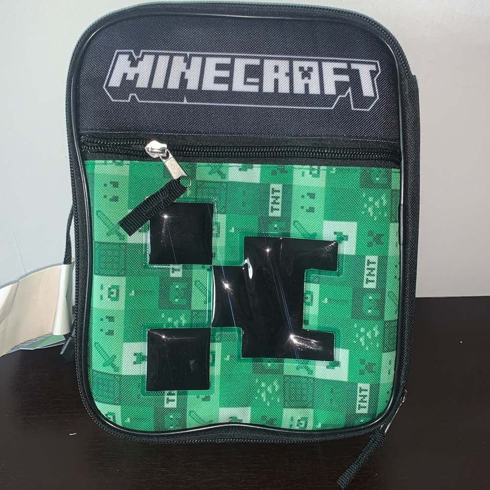 Minecraft Insulated Boy's Lunch Bag.
